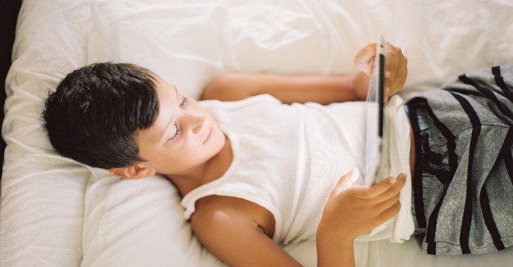 So THIS is What Pediatricians are Saying About Screentime for Kids
