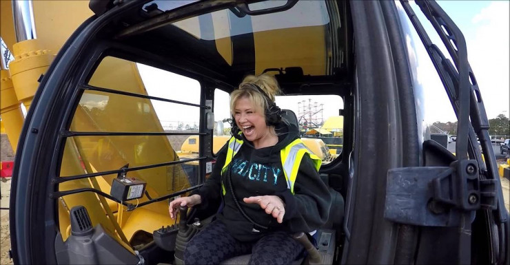 Giveaway: Win A One Hour Experience to Diggerland XL