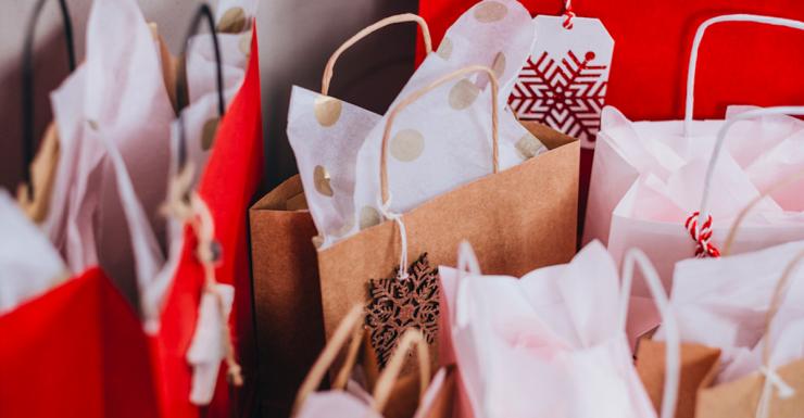 9 Ways Your Family Can Give Thanks and Give Back This Holiday Season