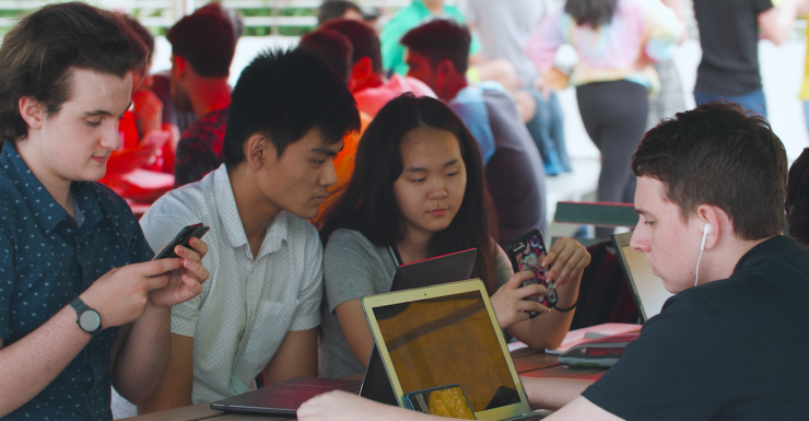 Englewood Health Talks Teens, Screens and Mental Health [dedicated]