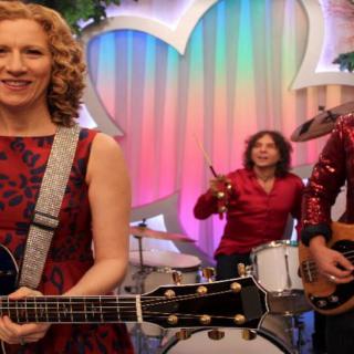 Giveaway: Win a Family 4-Pack of Tickets to The Laurie Berkner Band