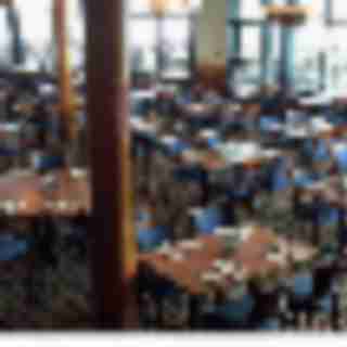 Mitchell’s Fish Market Restaurant Opens in Edgewater