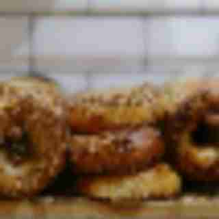 Modern Bread & Bagel Brings Gut-Friendly Grains to Englewood