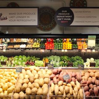 MOM’s Organic Market Opens in Paramus, NJ