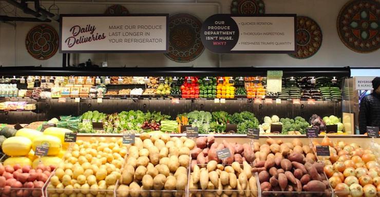 MOM’s Organic Market Opens in Paramus, NJ