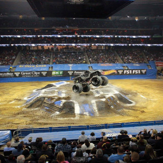 Giveaway: Win a Family 4-Pack of Tickets to Monster Jam Triple Threat Series