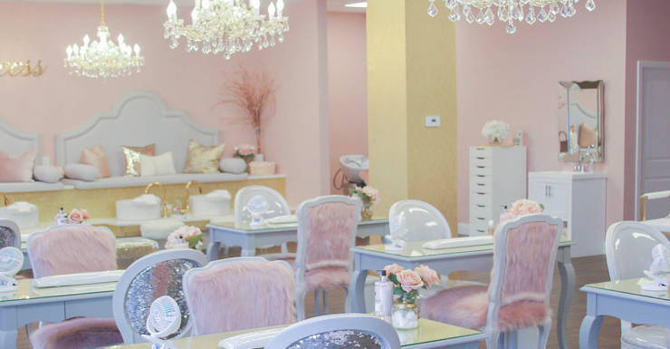 Posh Princess Palace in Lodi Gives Your Kid the Royal Treatment [dedicated]