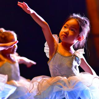 Progressive Dance Studio Welcomes Your Child to the World of Dance [dedicated]