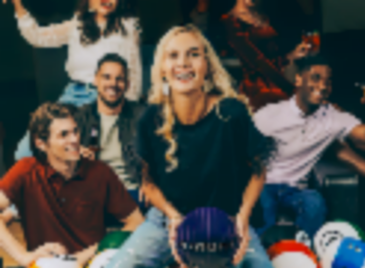 Pinstripes Opens at Westfield Garden State Plaza With Bowling, Bocce, Bistro, and Beyond