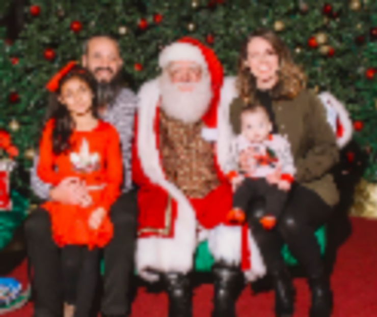 He’s Here, He’s Here! Santa is Here! (dedicated)