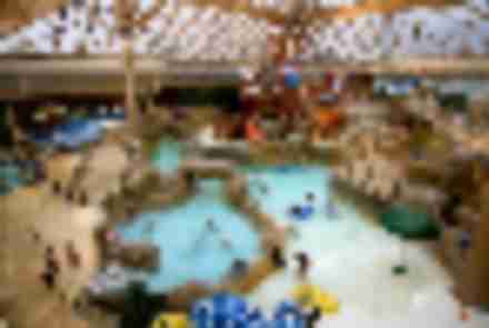 Camelback Lodge’s HUGE New Indoor Camelback Water Park