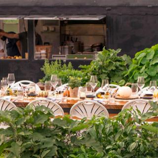 Chef Robby Felice is Cooking Dinner on a Farm and We’re Totally (Ho)Down with it