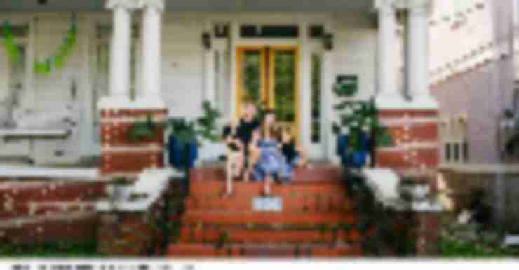 The Front Steps Project Brings All the Feels