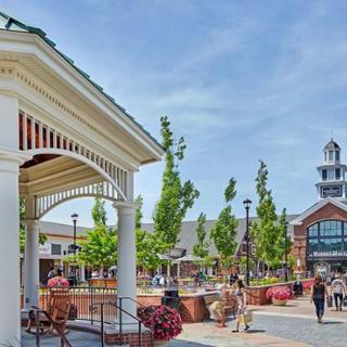 Woodbury Common Premium Outlets Just Made Shopping Even More Fun