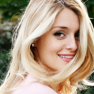 Bookends Ridgewood Daphne Oz Book Signing Event