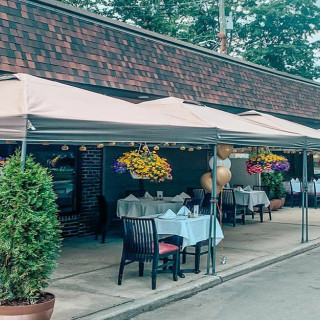 New Restaurant Cork & Crust Opens in Harrington Park NJ