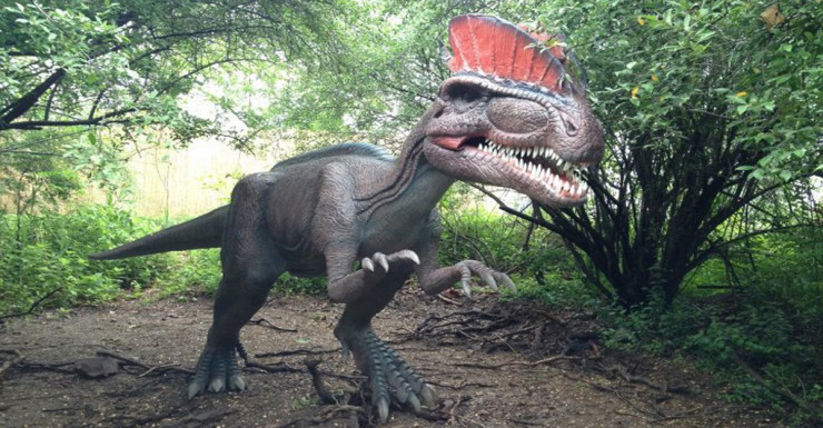 Overpeck Park is Going Jurassic: Field Station Dinosaurs Opens for the Season (dedicated)