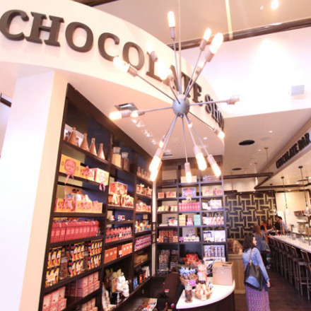 Max Brenner Opens in Garden State Plaza