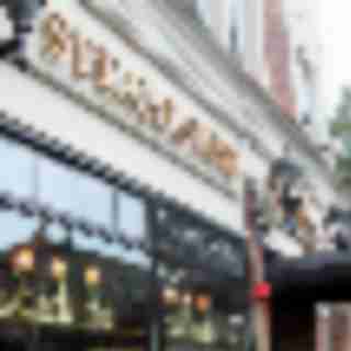 Roots Steakhouse Opens in Ridgewood