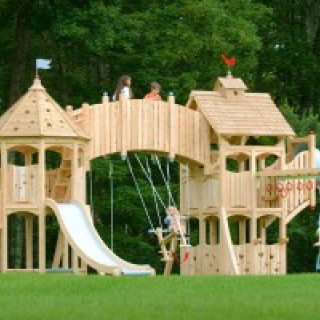 Swing Sets, Jungle Gyms and Outdoor Playsets