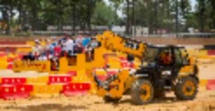 Your Kids Will Dig Winterfest at Diggerland USA (dedicated)